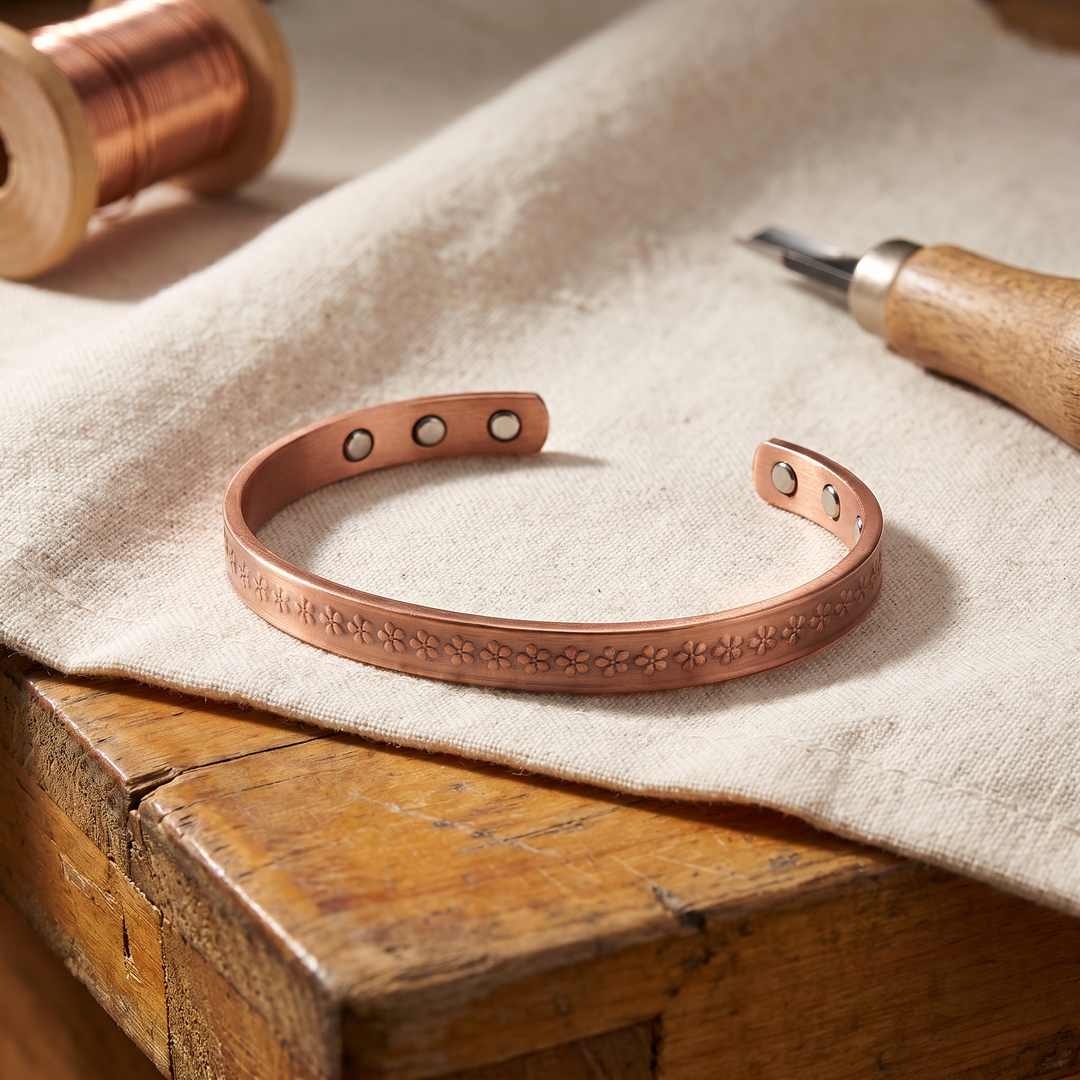 Bracelet en cuivre de Velisse Paris