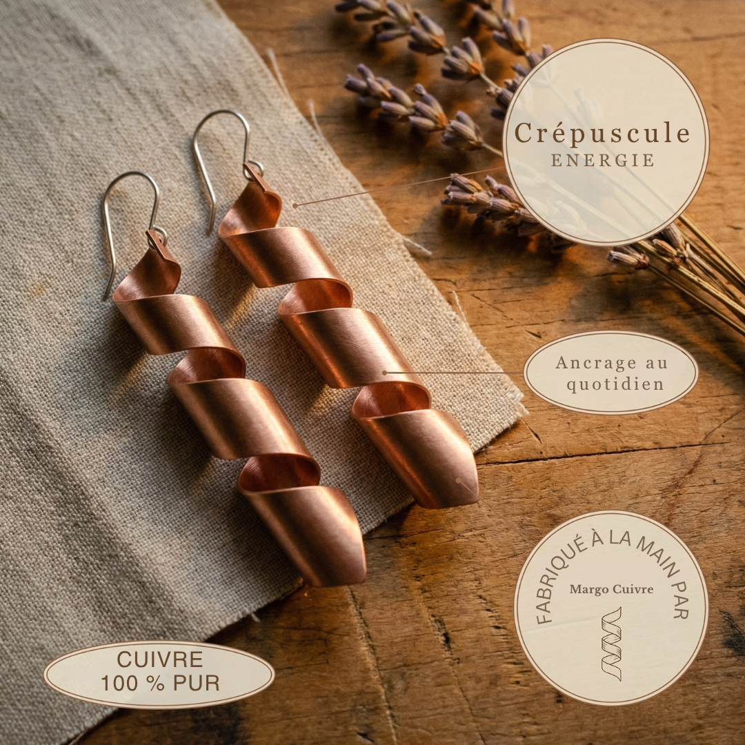 Boucles d'oreilles en cuivre de Velisse Paris
