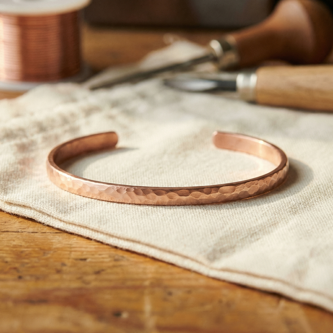 Bracelet de cheville en cuivre de Velisse Paris
